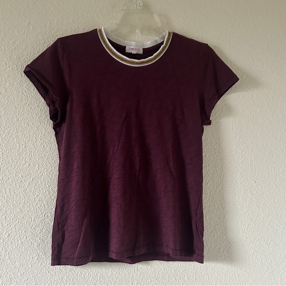 GOLDIE Baby Tee Ringer Neck Pullover Stretchy Women’s Small Burgundy y2k Casual